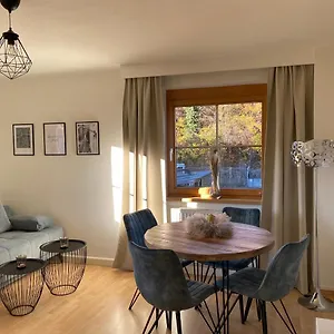 Gemuetliche Mit Gartenblick Apartment