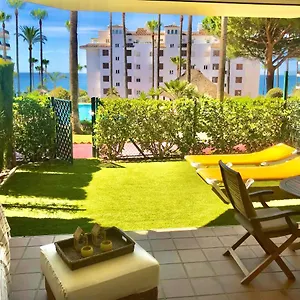  Apartment Mi Capricho, Beachfront, Grownfloor, Private Garden & Terrace Spain